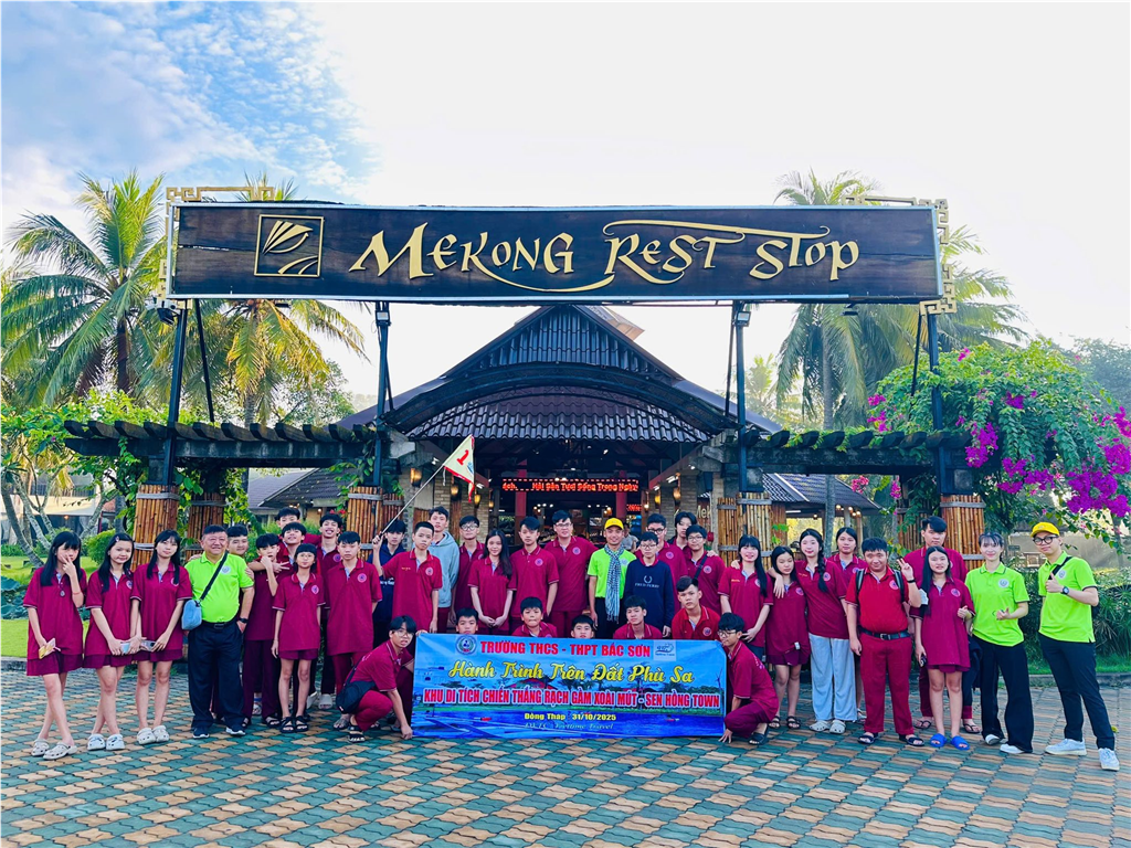 Hoạt Động Trải Nghiệm Ngoại Khóa - Hành Trình Về Nguồn 2025