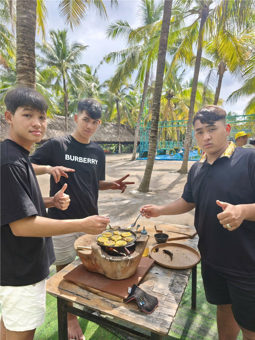 Hoạt Động Trải Nghiệm Ngoại Khóa - Hành Trình Về Nguồn 2025