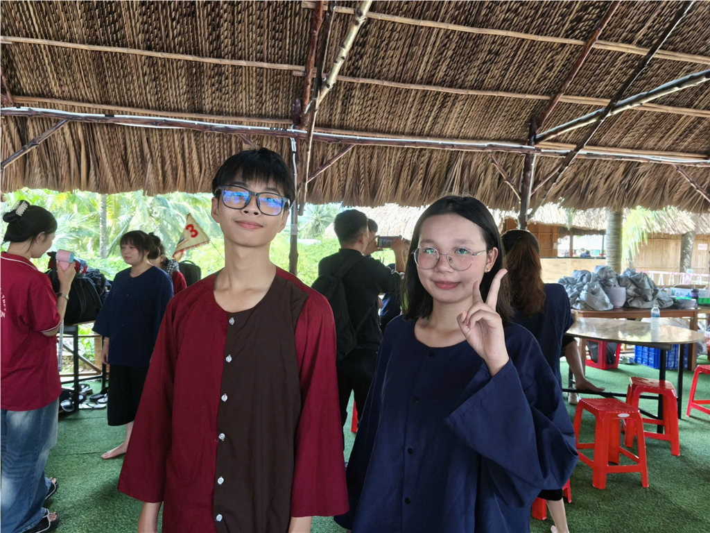 Hoạt Động Trải Nghiệm Ngoại Khóa - Hành Trình Về Nguồn 2025