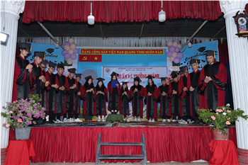 LỄ TRI ÂN VÀ TRƯỞNG THÀNH KHỐI 12 TRƯỜNG THCS & THPT BẮC SƠN (NĂM HỌC 2024-2025): KHOẢNH KHẮC XÚC ĐỘNG VÀ Ý NGHĨA