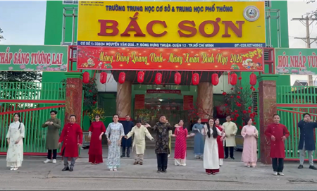 Tiết mục nhảy chúc mừng năm mới của các thầy cô Trường THCS - THPT Bắc Sơn